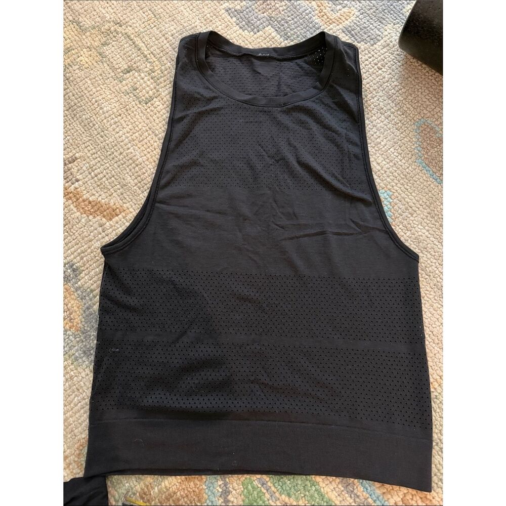 Muscle tank